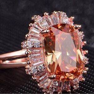 Big Morganite peach crystal Sz 7